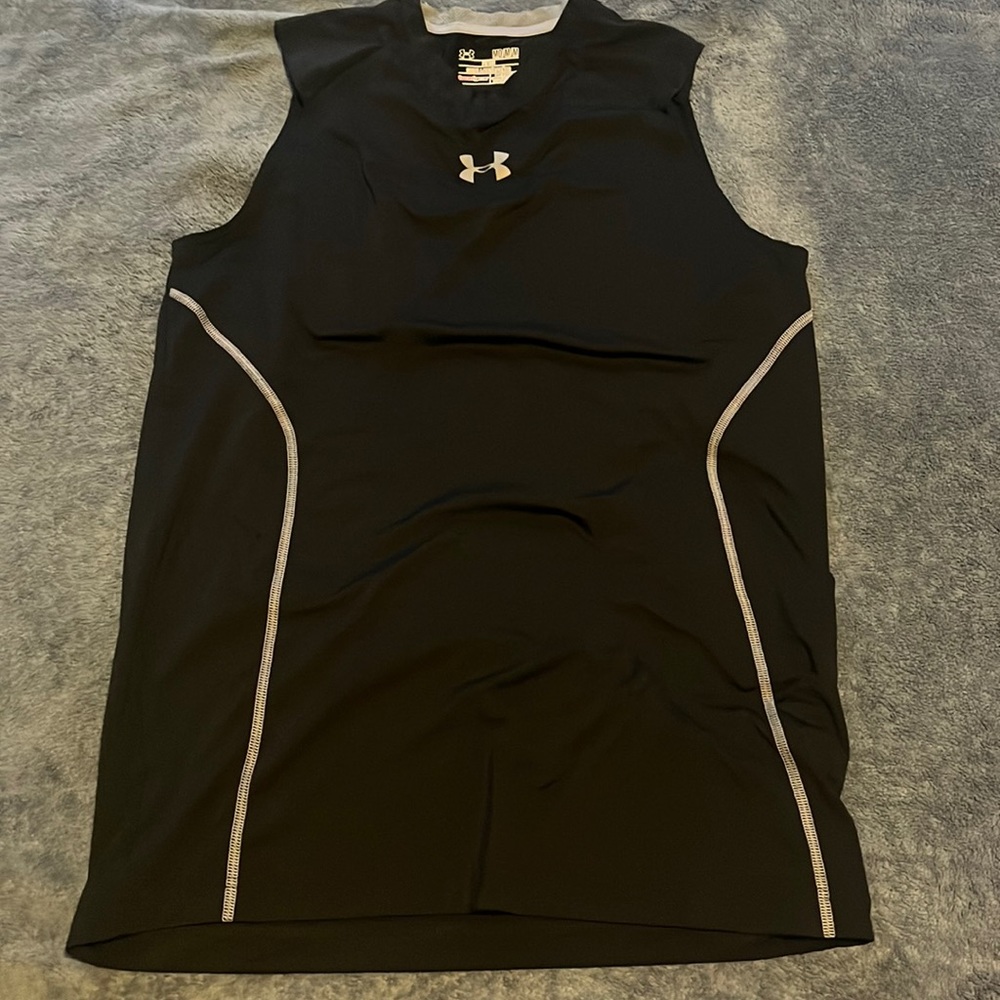EUC Under Armour Muscle Tank size Medium